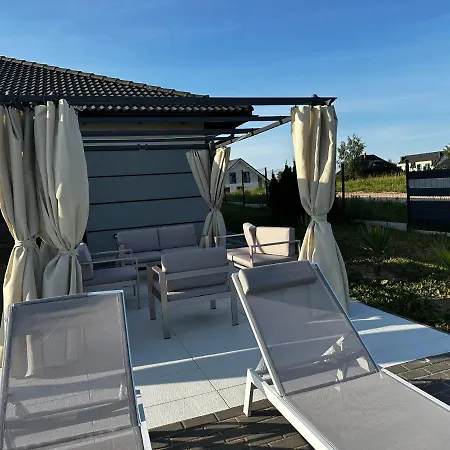Ferienhaus Komfortowy Dom Z Jacuzzi Blisko Trojmiasta Banino