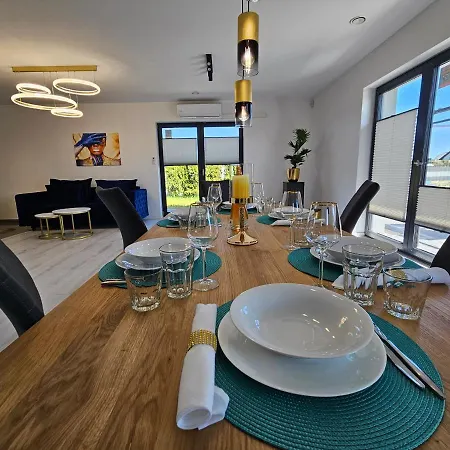 Komfortowy Dom Z Jacuzzi Blisko Trojmiasta Hébergement de vacances *