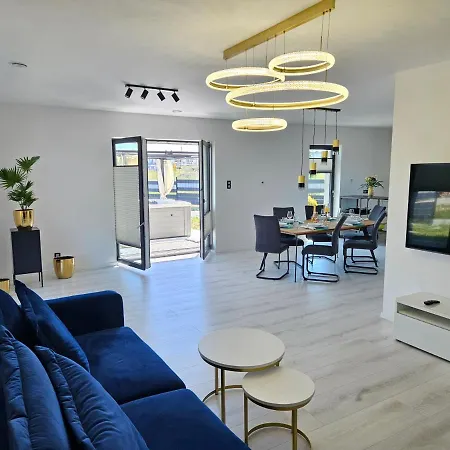 Hébergement de vacances Komfortowy Dom Z Jacuzzi Blisko Trojmiasta Banino