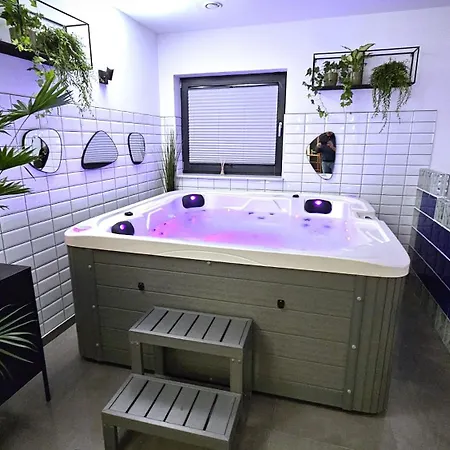 Komfortowy Dom Z Jacuzzi Blisko Trojmiasta